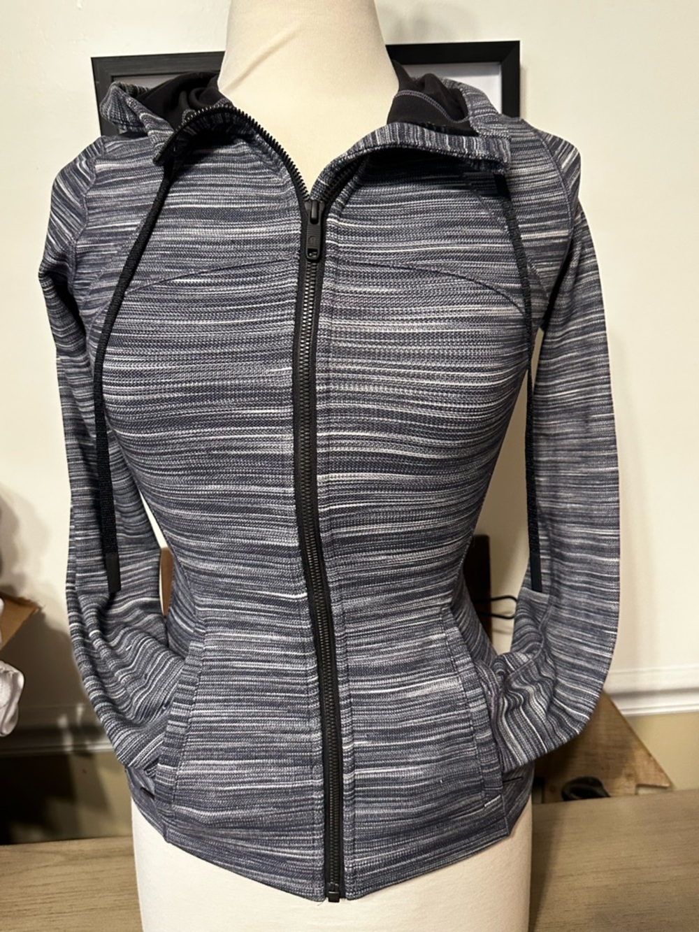 lululemon athletica Black and White Hooded Define Jacket  (Size 4)